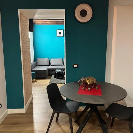 Elephant Parliament Vendégház 4*